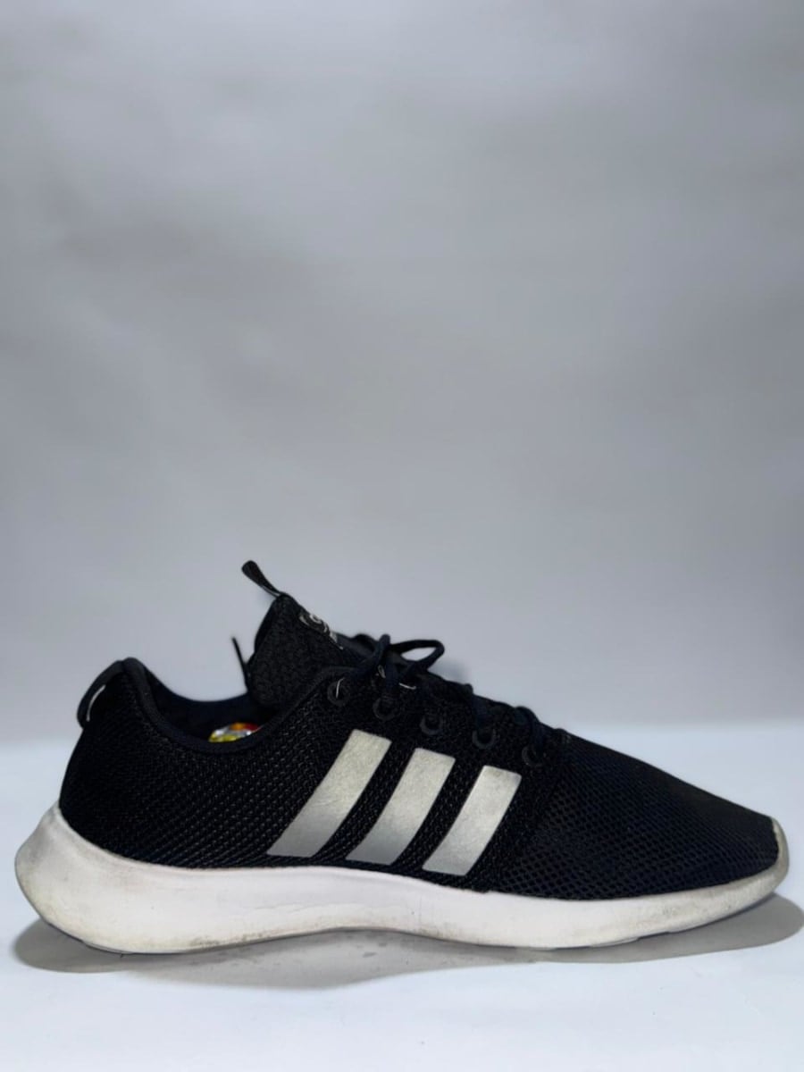 Adidas Men's Cloudfoam Swift Racer pre-owned shoes by Adidas