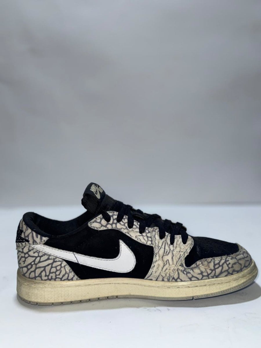 Jordan 1 Retro Low OG "Black Cement" pre-owned shoes by Nike